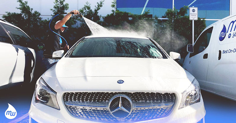 Handwash Your Car For a Cruise Through Glendale